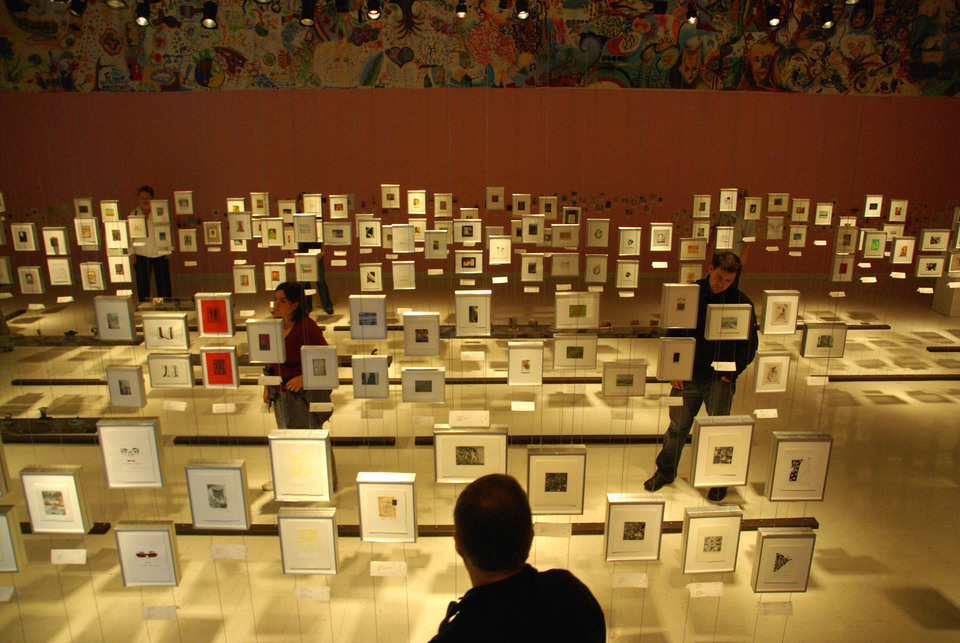 Exhibit of miniature art